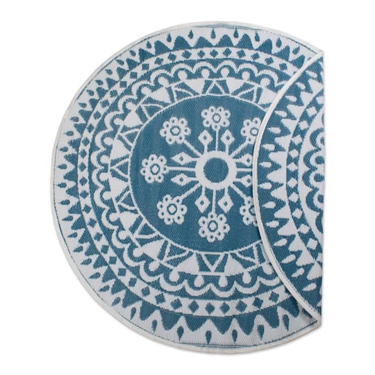 DII&#xAE; Round Blue Floral Outdoor Rug, 5ft.